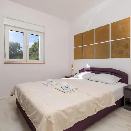 Holiday home Family Friendly House With A Swimming Pool Icici, Opatija - 25227