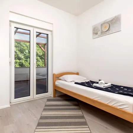 Family Friendly House With A Swimming Pool Icici, Opatija - 25227