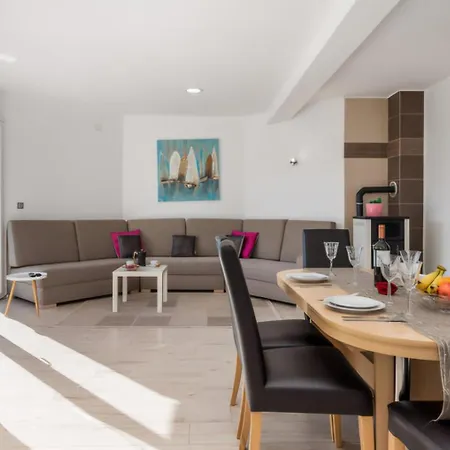 Family Friendly House With A Swimming Pool Icici, Opatija - 25227 Holiday home