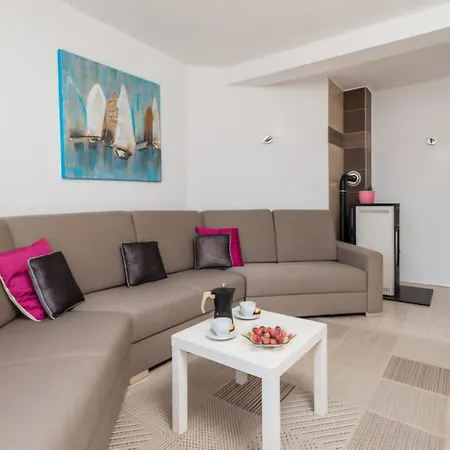Family Friendly House With A Swimming Pool Icici, Opatija - 25227 *