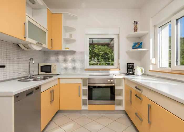 Hébergement de vacances Family Friendly House With A Swimming Pool Icici, Opatija - 25227