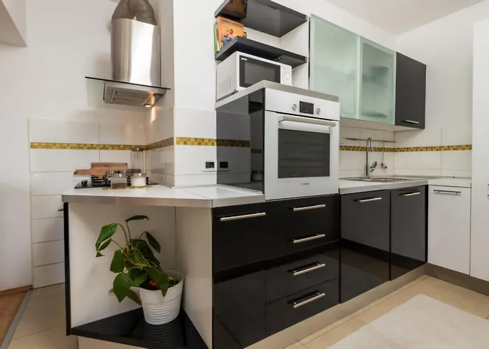 Family Friendly House With A Swimming Pool Icici, Opatija - 25227 Ičići