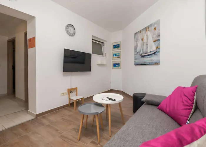 Hébergement de vacances Family Friendly House With A Swimming Pool Icici, Opatija - 25227 Ičići